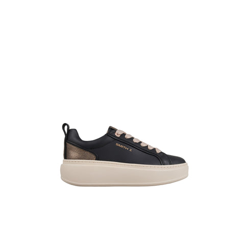 Sneakers Donna in pelle, con inserto a contrasto sul tallone